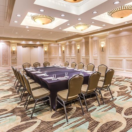 Hotel Crowne Plaza Executive Center Baton Rouge By Ihg Esterno foto