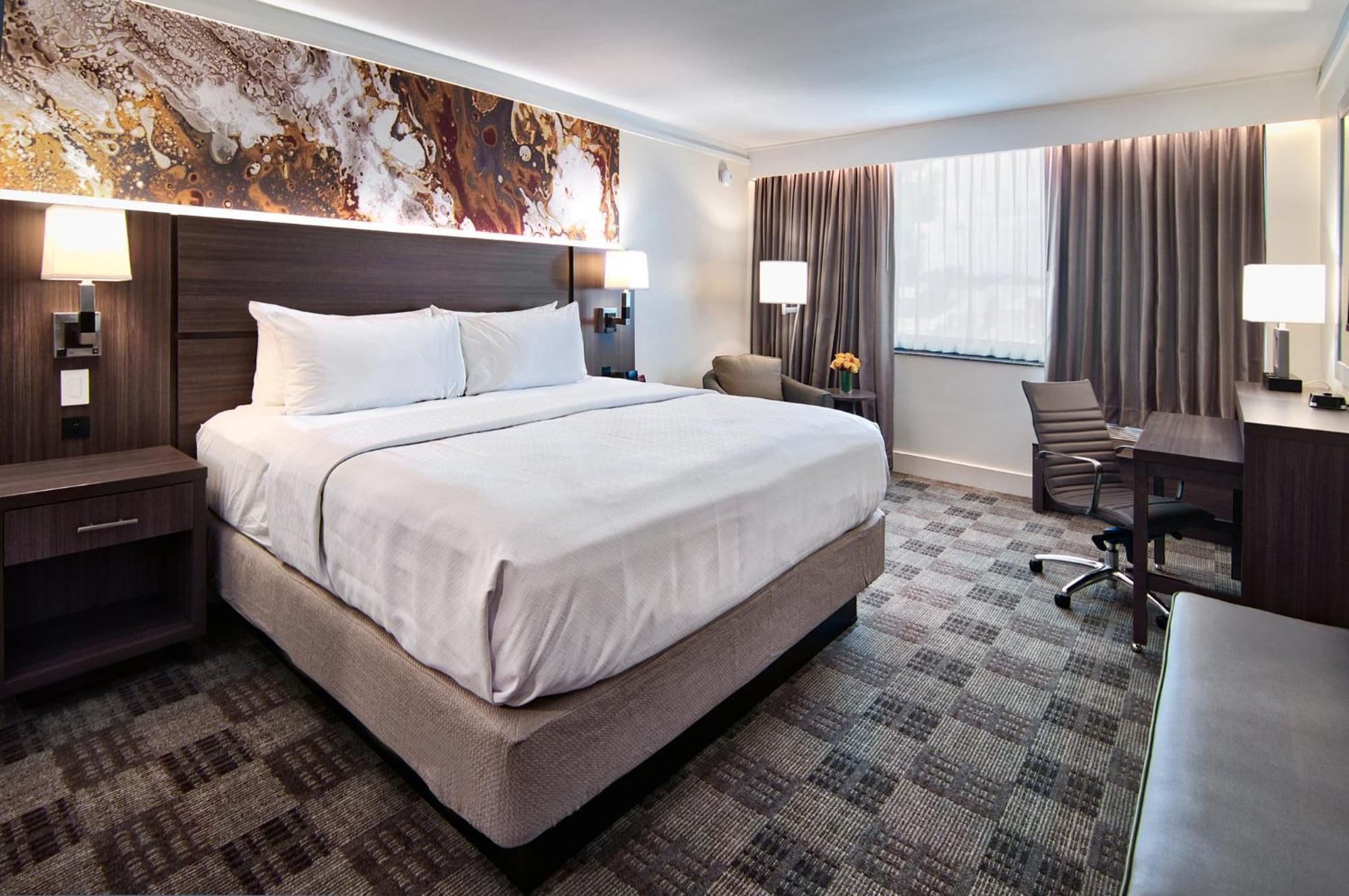 Hotel Crowne Plaza Executive Center Baton Rouge By Ihg Esterno foto